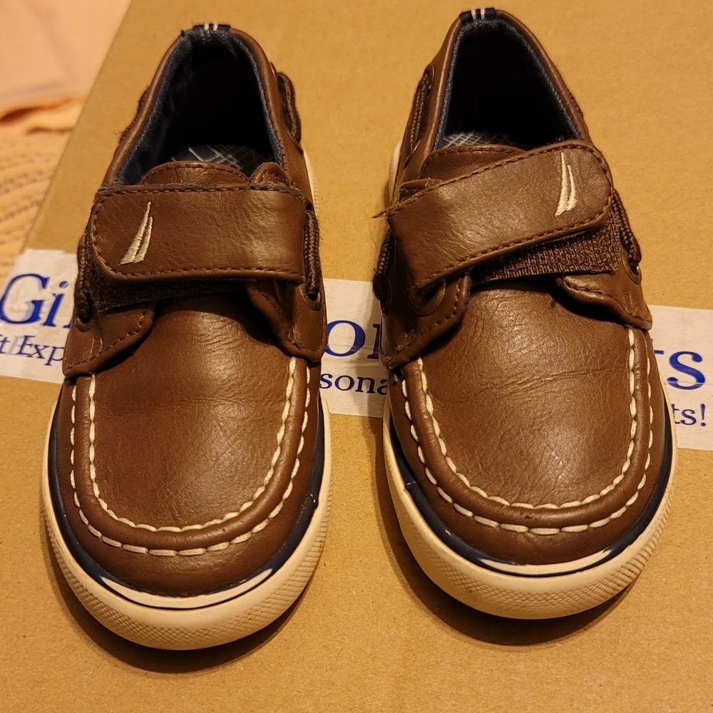 ♻️ 5/$50 Boys Nautica Boat Shoes